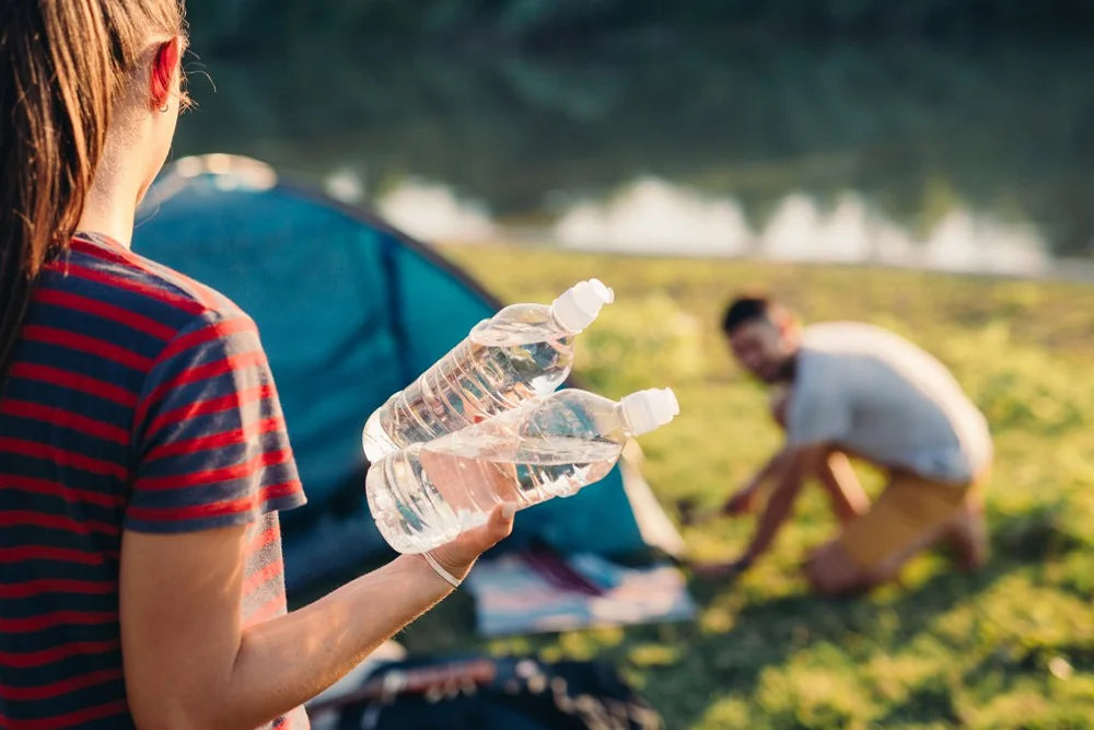 How to Stay Hydrated While Camping or Hiking