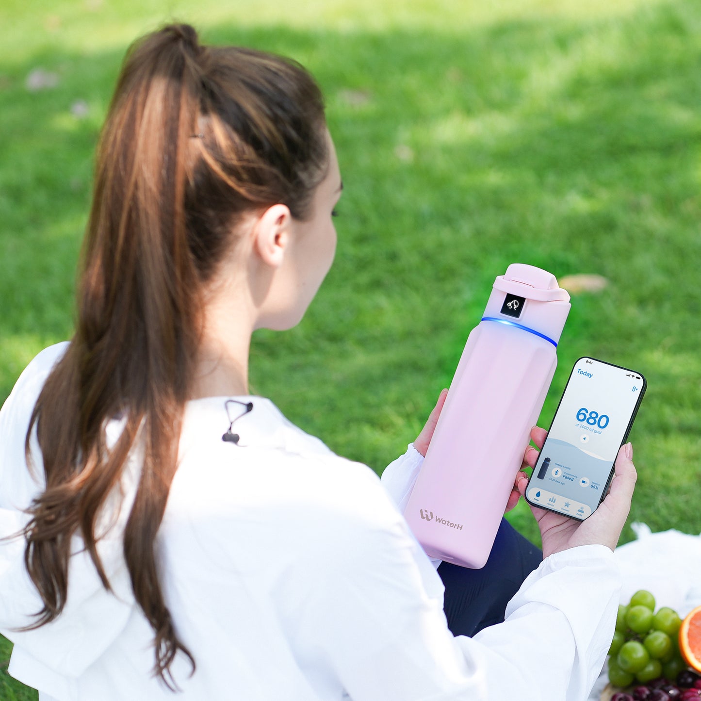 WaterH Boost Smart Water Bottle: 32 oz Hydration Tracker with APP &  Insulation